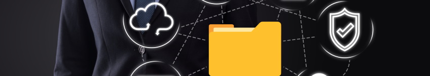 Ein gelber Ordner auf schwarzem Hintergrund, im Hintergrund sind Symbole zum Thema Cloud und Sicherheit zu sehen 